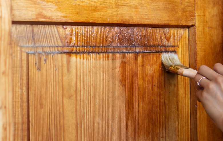 Wood Door Colour & Paint Guide: Stylish, Durable, and Waterproof Options